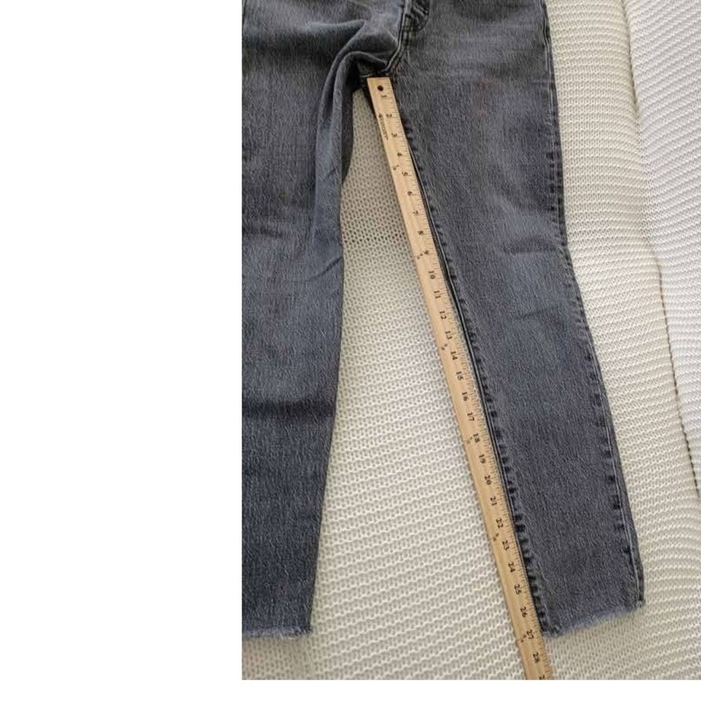 Levi's 501 Skinny Jeans Gray Black High Rise Raw Hem 26x29 - Picture 6 of 13